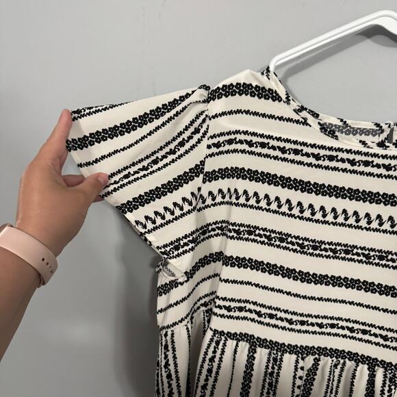 SHEIN Curve Black & White Printed Stripe Mini Dress Plus Size 1X Polyester Blend - Picture 3 of 7